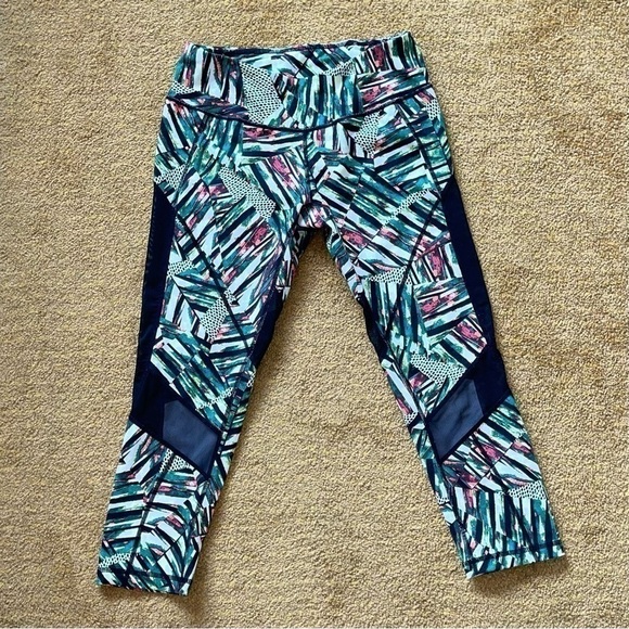 Zella Tropical Print leggings. Size small - Picture 11 of 15